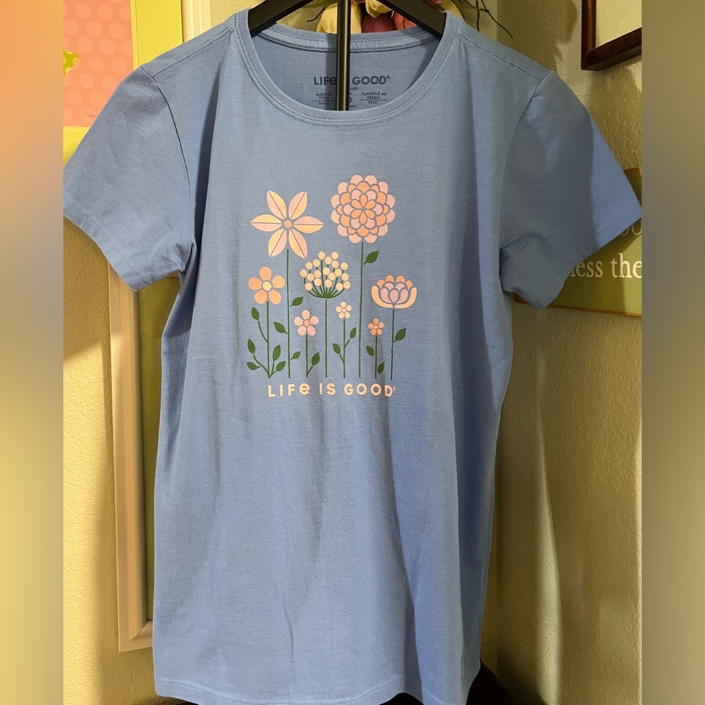 Life Is Good Women's Blue T-Shirt with Floral Print #042
